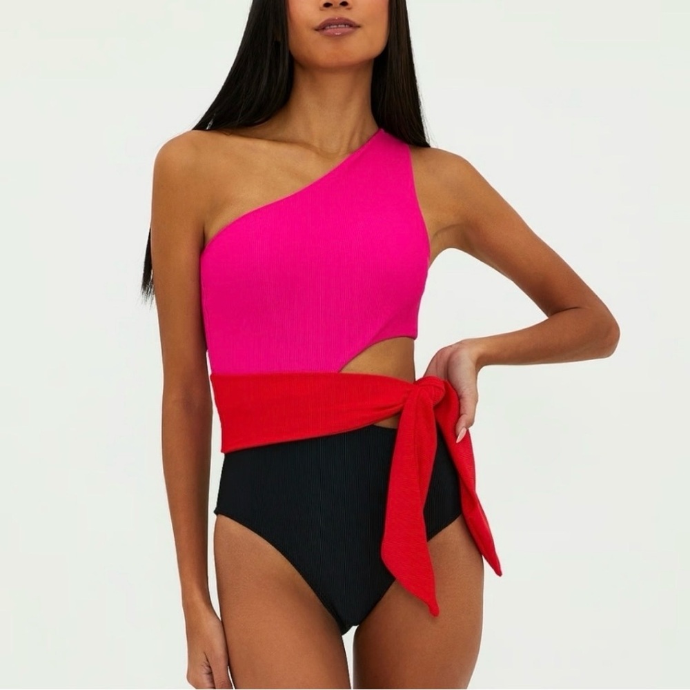 Beach Riot Carlie One‎ Piece Swimsuit in Garcia Colorblock Size Medium